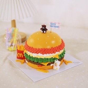 Hamburger Cake 